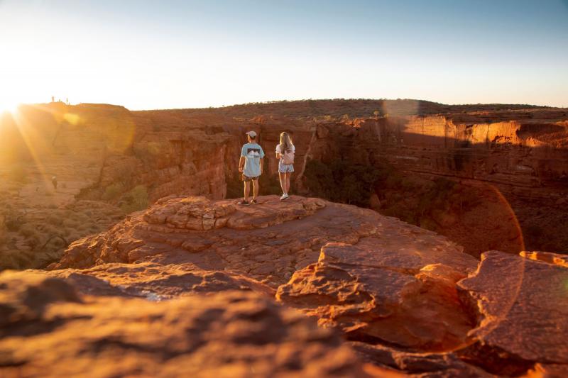 scenic views of two people at a canyon on the 7 day uluru to adelaide trip