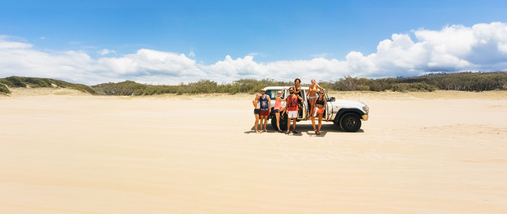 4WD group on K ’gari (Fraser Island) beach
