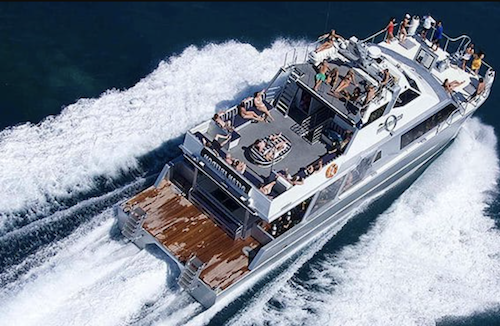 The Ocean Free boat sailing through the Great barrier Reef