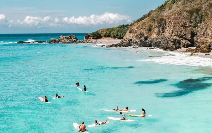 Backpackers on the East Coast in Bounce Noosa hostel enjoying the pool